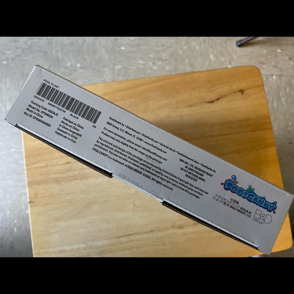 Supreme floatie - Picture 3 of 4